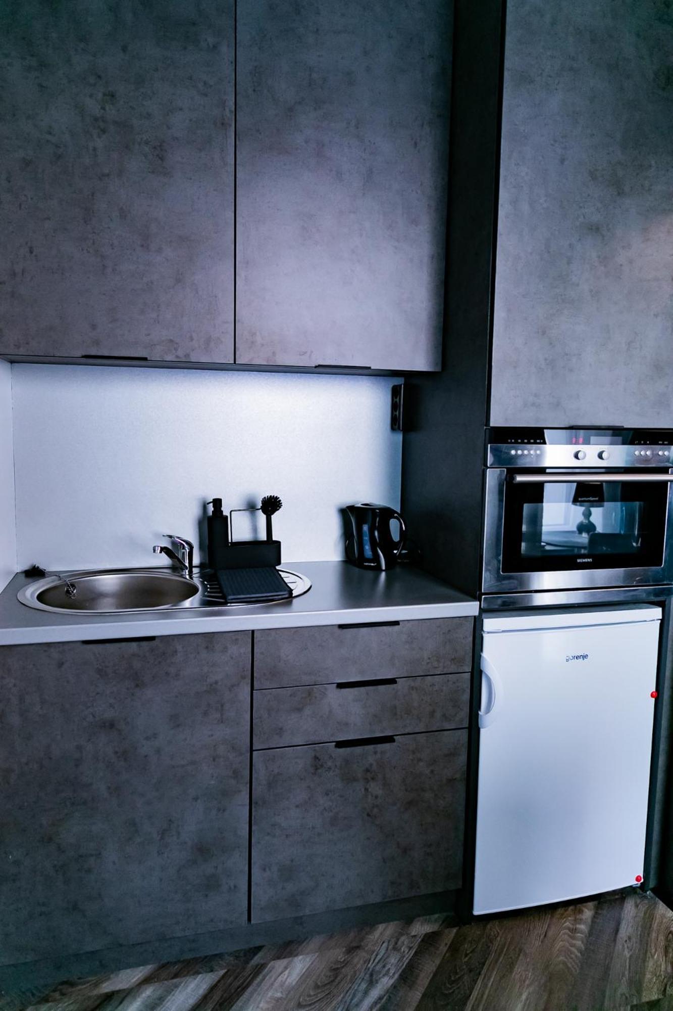 Motel1- A Megfizetheto Luxus! Dunaújváros Eksteriør billede