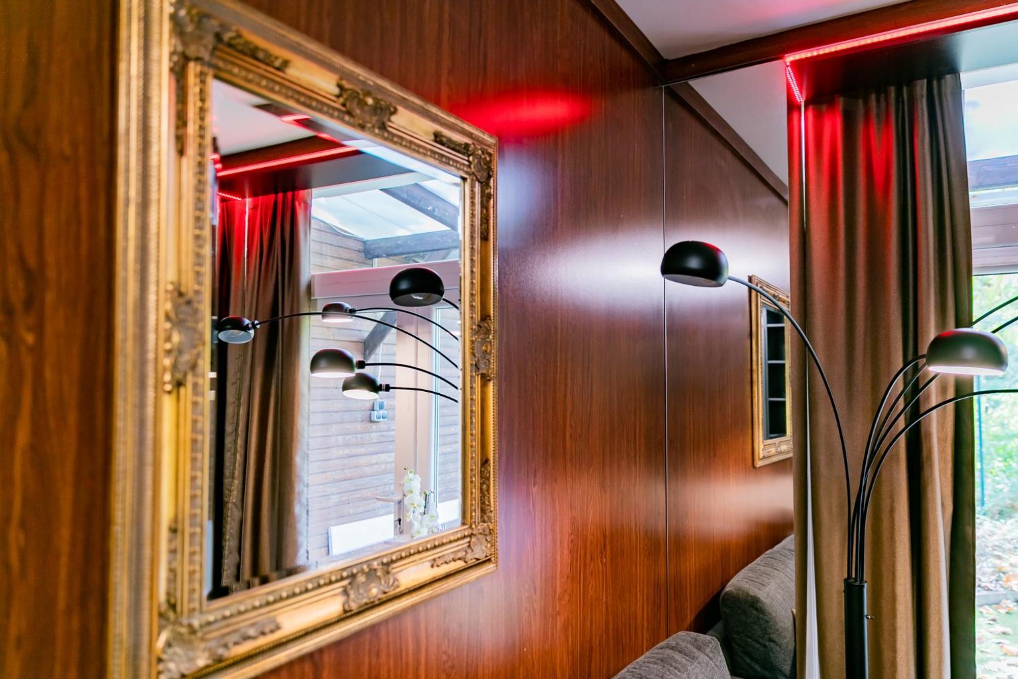 Motel1- A Megfizetheto Luxus! Dunaújváros Eksteriør billede