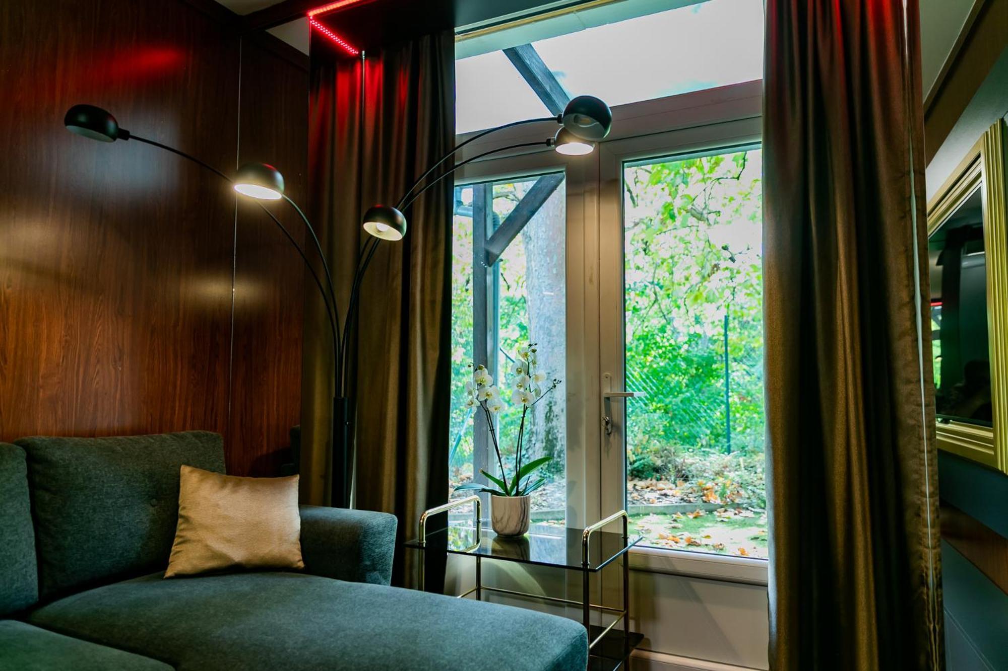 Motel1- A Megfizetheto Luxus! Dunaújváros Eksteriør billede